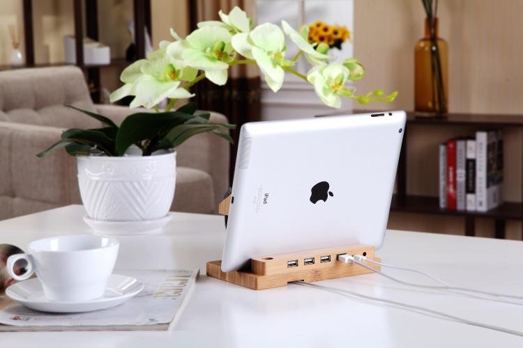 Bamboo Docking Station With 4 USB Port - giftsforintroverts.com