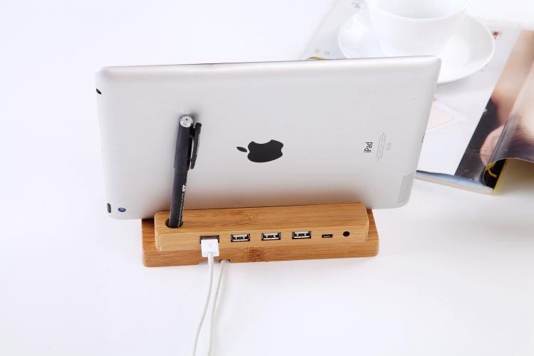 Bamboo Docking Station With 4 USB Port - giftsforintroverts.com